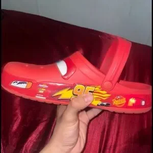 Lightning McQueen Crocs - LIGHTS WORK! - Size 9M / 11W CROCS | Shoes | Lightning Mcqueen Crocs Lights Work Size 9m  main image 3
